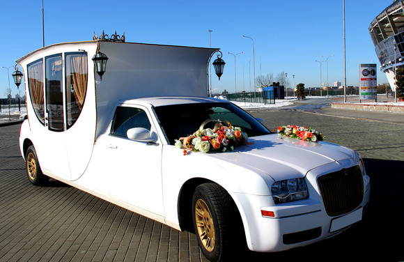 Chrysler 300C карета лимузин