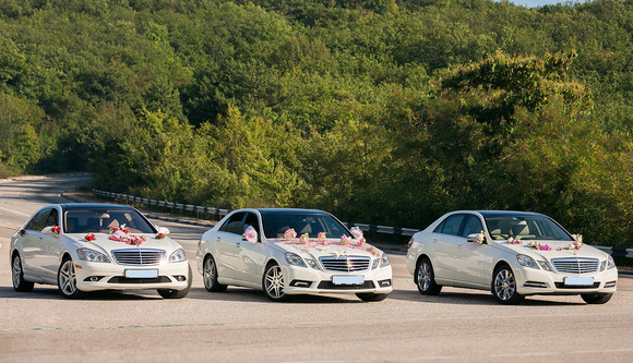 Mercedes E-212